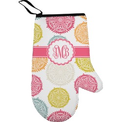 Doily Pattern Right Oven Mitt (Personalized)