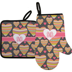 Hearts Right Oven Mitt & Pot Holder Set w/ Monogram