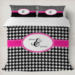 Houndstooth w/Pink Accent Duvet Cover Set - King (Personalized)