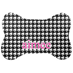 https://www.youcustomizeit.com/common/MAKE/40875/Houndstooth-w-Pink-Accent-Large-Bone-Shaped-Mat-Flat_250x250.jpg?lm=1594832478