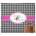 Houndstooth w/Pink Accent Outdoor Picnic Blanket (Personalized)