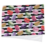 Macarons Cooling Towel