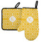 Trellis Neoprene Oven Mitt and Pot Holder Set - Left