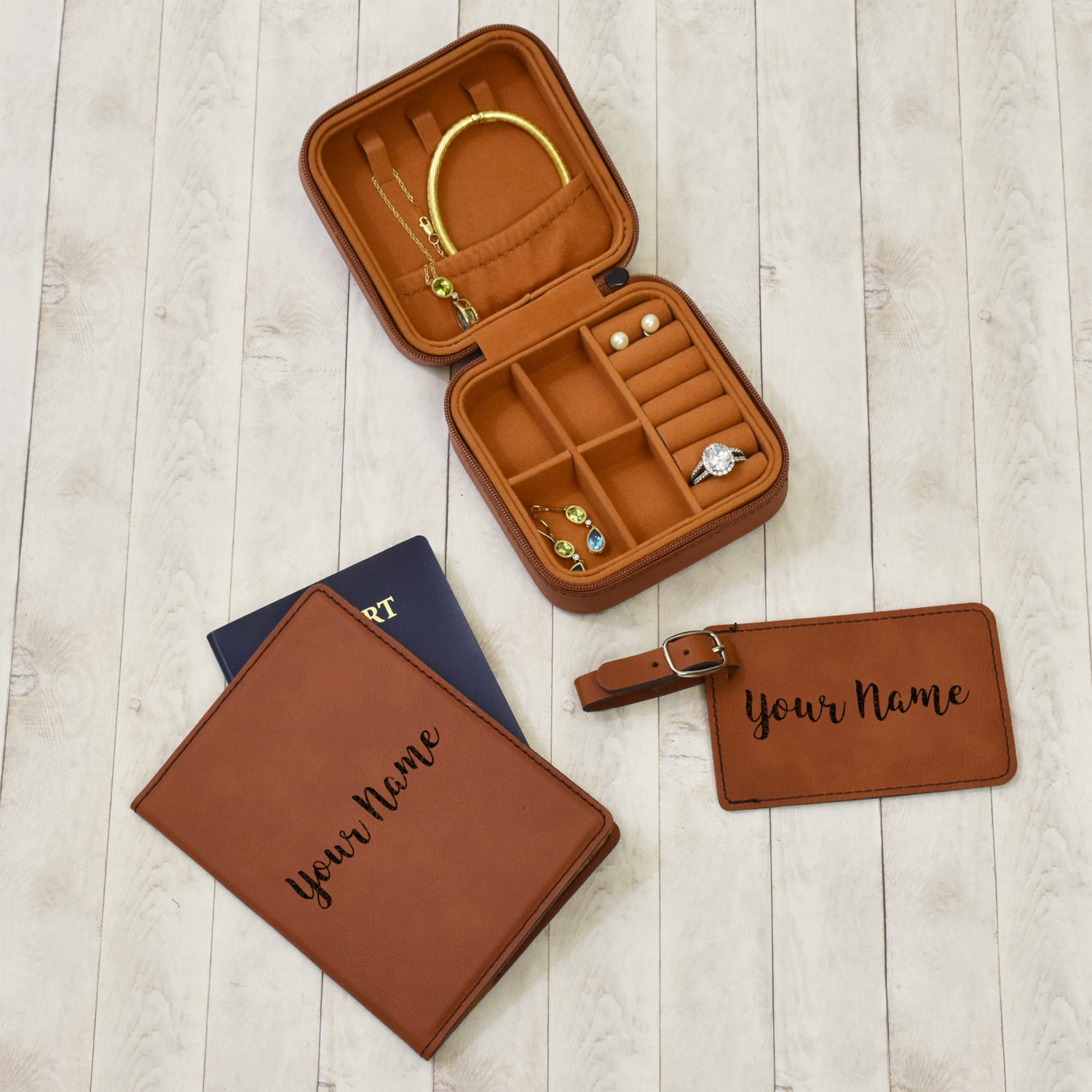 Personalized Travel Jewelry Box – Script and Grain